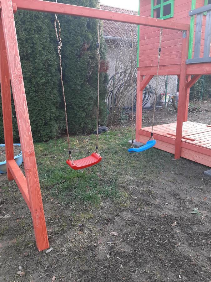ホテル Nosztalgia Vendeghaz ザラエゲルセグ エクステリア 写真